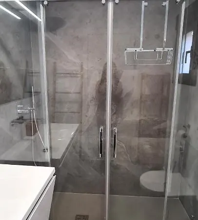 Atico En Puerta Osario 아파트 *