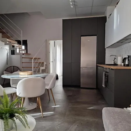 Atico En Puerta Osario * Севилья